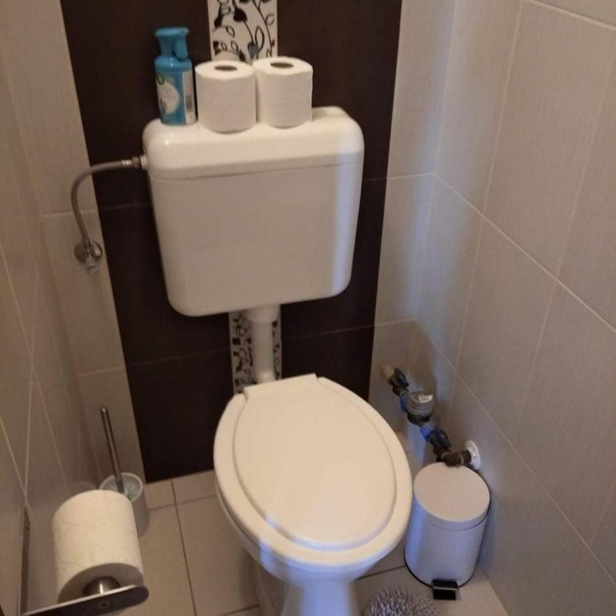Tahiti Apartman Hajduszoboszlo Exterior foto