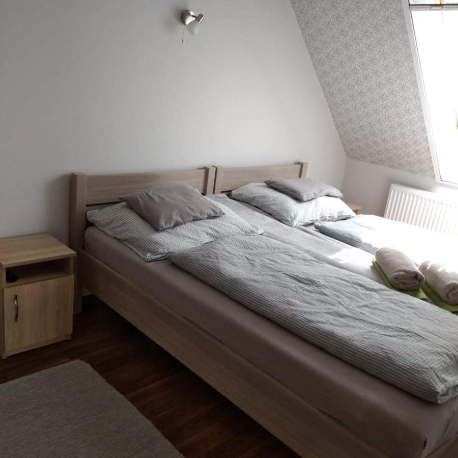 Tahiti Apartman Hajduszoboszlo Exterior foto